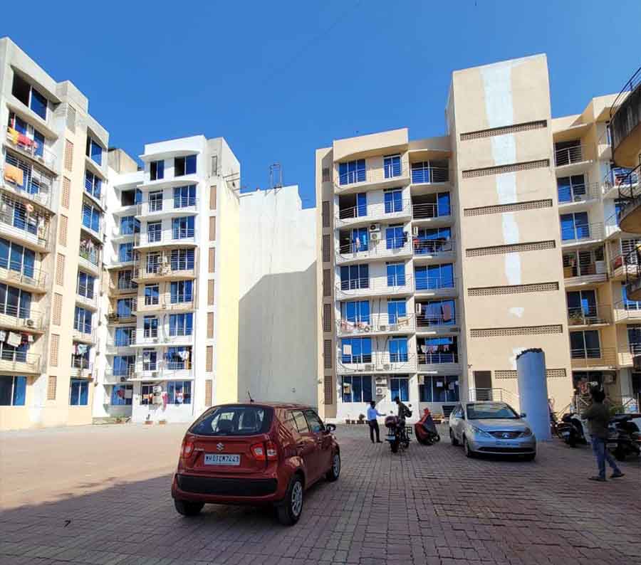 Comfortable PG room at Nonstop Stay